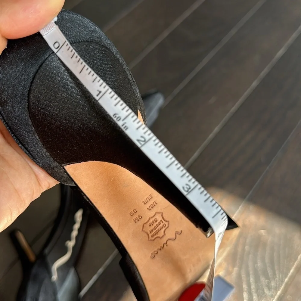 Nina Black Satin Front Knot Heels Size 9